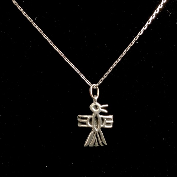 Vintage Native American Sterling Silver Zuni Thunderbird Pendant - Picture 6 of 7